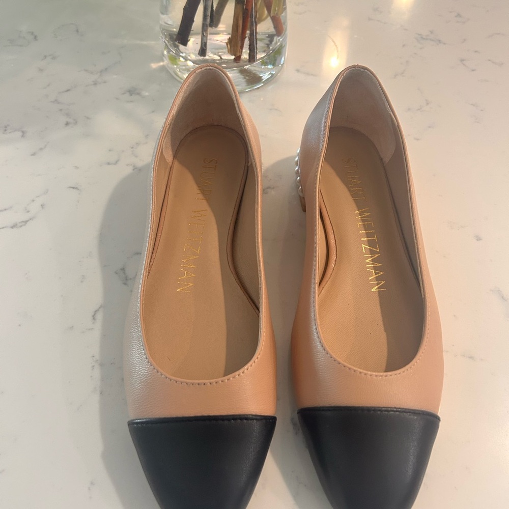 Stuart Weitzman Beige and Black Pearl embellished ballerina Cap-Toe Flats
